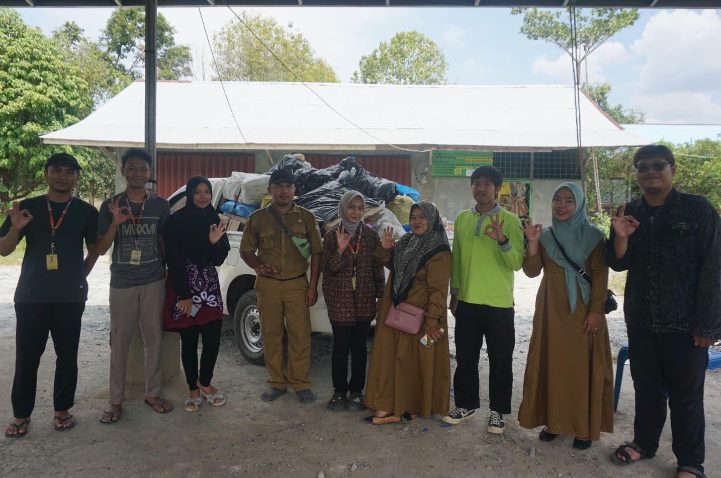 Cerita Hari Ke-31: Dari Sampah hingga Persiapan Lomba